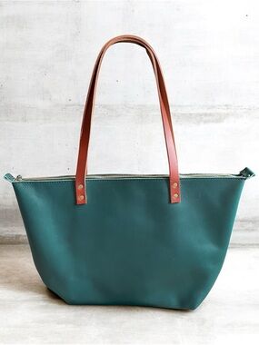 Portland Leather Bag Limited Edition Large Caribbean Brown Rare Color Zipper EUC